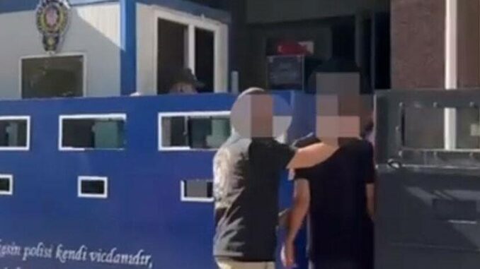 izmirde-safak-operasyonu-141-hukumlu-gozaltinda-t67yxNJM.jpg