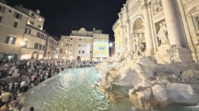 trevi-cesmesinden-gazzeye-vefa-dCpu6Ti7.jpg