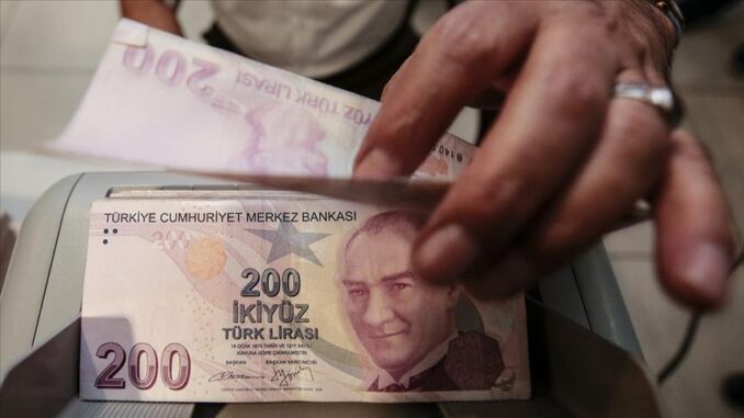 yeni-maaslar-bugun-belli-oluyor-memur-ve-emekliye-zam-icin-2-farkli-tahmin-xrJufL5M.jpg